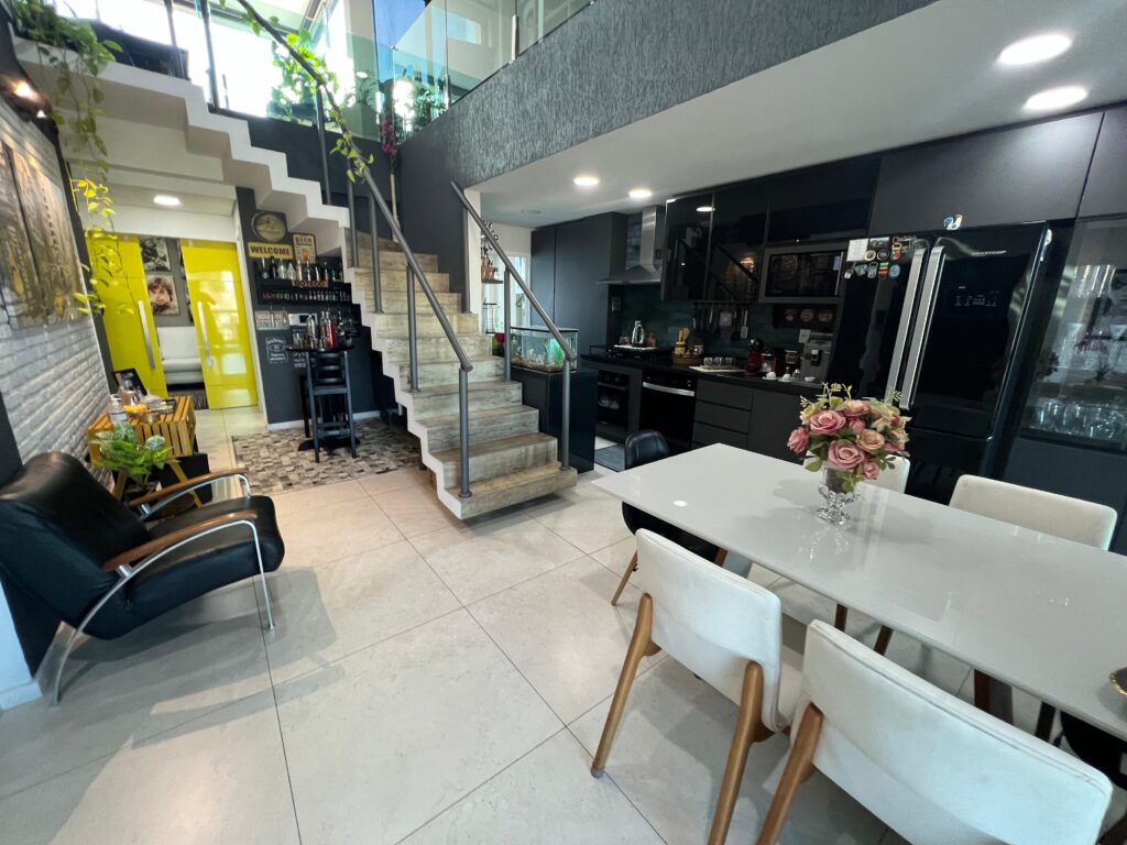 <?php the_title() ;?>