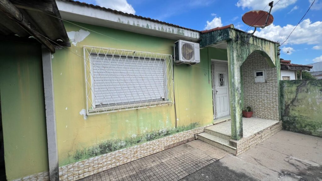 <?php the_title() ;?>